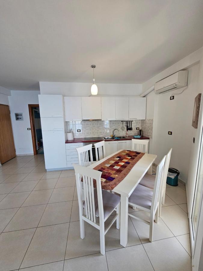 Gregor Apartments Sarandë Buitenkant foto