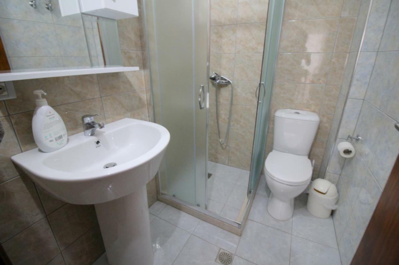 Gregor Apartments Sarandë Buitenkant foto