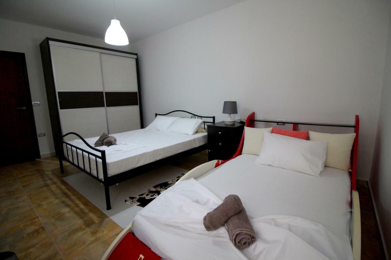 Gregor Apartments Sarandë Buitenkant foto